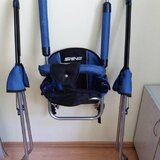 Ofer un leagan pentru copii robust si confortabil